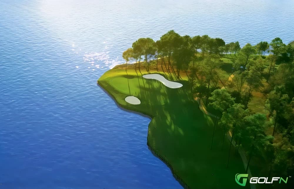 Weiskopf - Bentwater Country Club in Montgomery, Texas — private, 18-hole golf course, designed by Tom Weiskopf (1989)
