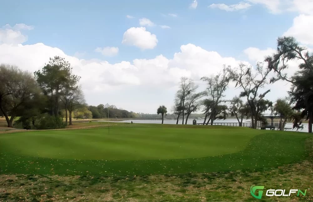 Links At Stono Ferry in Hollywood, South Carolina — semi-private, 18-hole golf course, designed by Ron Garl (1989)