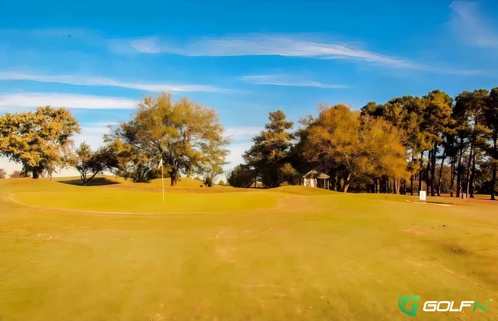 Sunset Landing Golf Course in Huntsville, Alabama — public, 18-hole golf course, designed by Bob E. Baldock