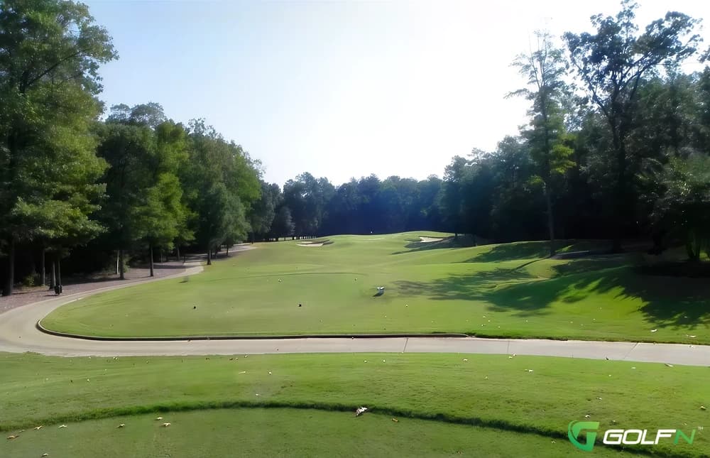 Kiskiack Golf Club in Williamsburg, Virginia — semi-private, 18-hole golf course, designed by John LaFoy (1997)