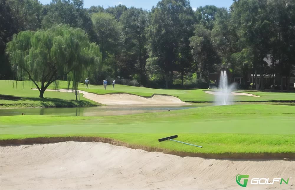 Huguenot/Monacan - Salisbury Country Club in Midlothian, Virginia — private, 18-hole golf course, designed by Ed Ault (1963)