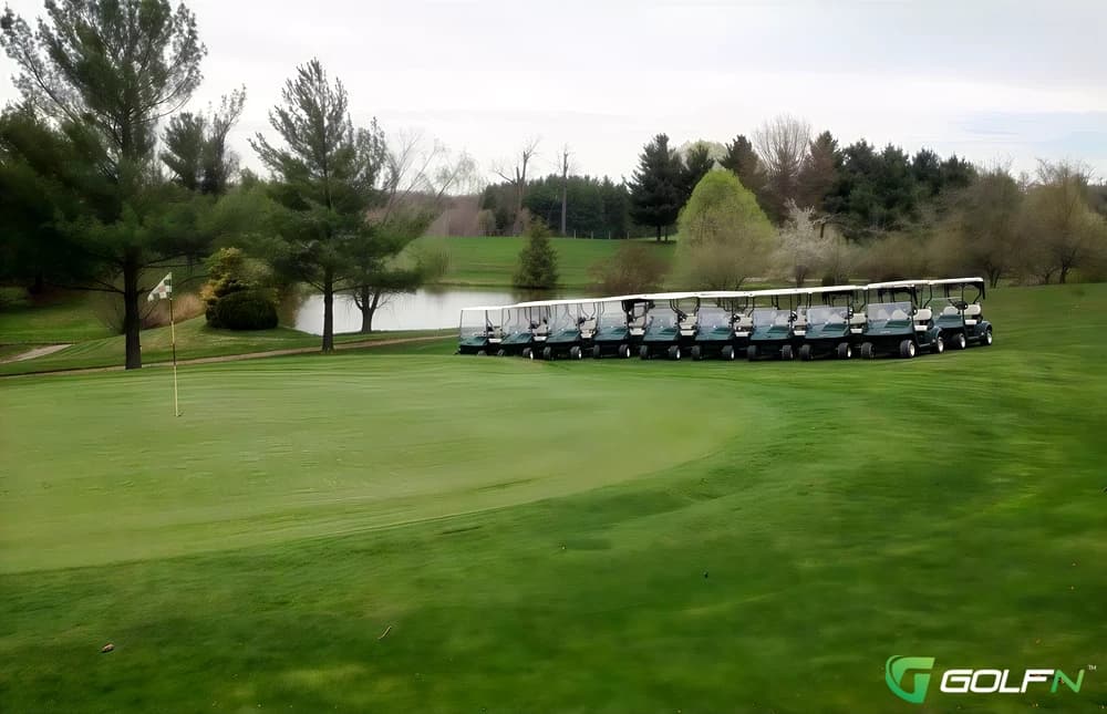 Pine Hills Golf Course in Pomeroy, Ohio — public, 9-hole golf course