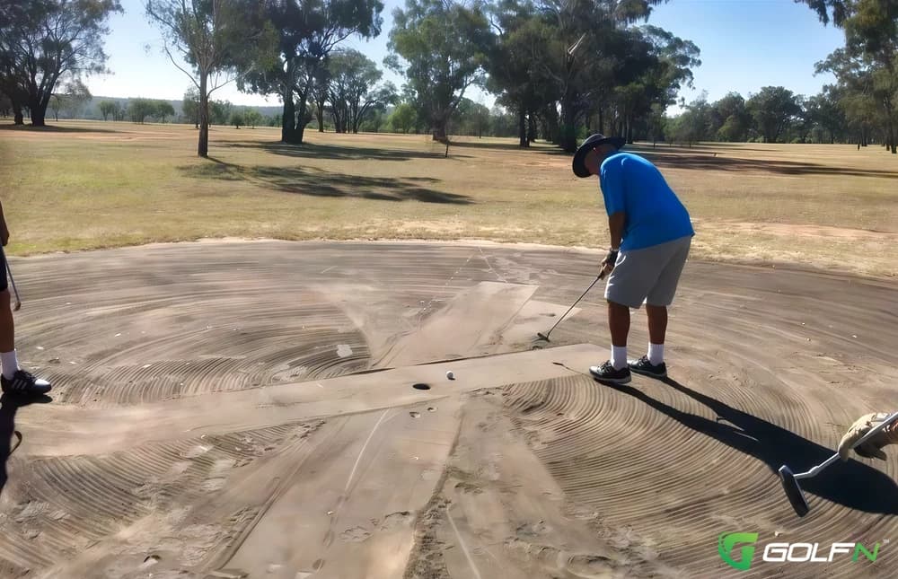 Binnaway Golf Club in Binnaway, New South Wales β public, 18-hole golf course