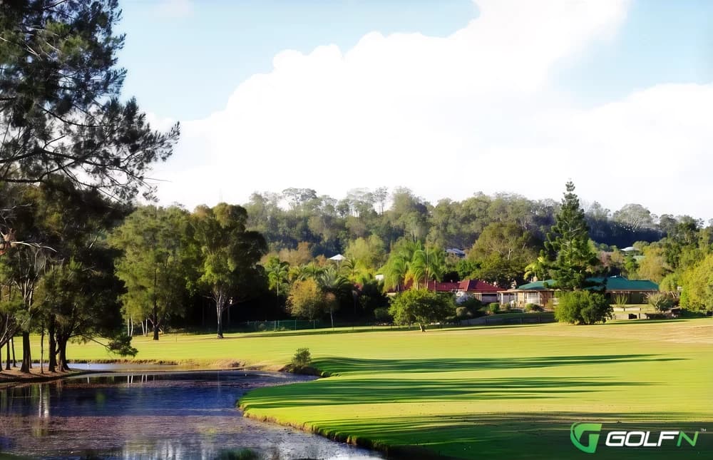 Windaroo Lakes Golf Club in Windaroo, Queensland β semi-private, 18-hole golf course, designed by Ross Watson (1981)