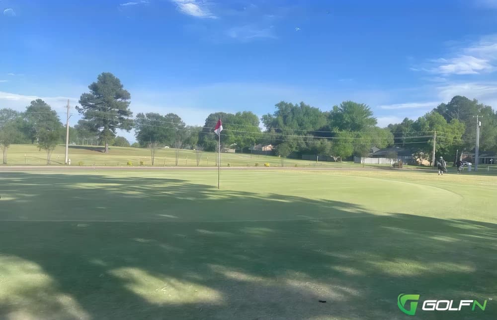 Southaven Golf Center in Southaven, Mississippi — public, 9-hole golf course