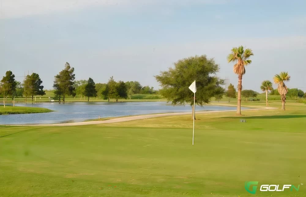 Bayou Golf Course in Texas City, Texas — public, 18-hole golf course, designed by Joe Finger (1974)