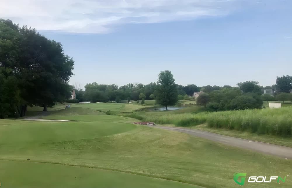 Arboretum Club in Buffalo Grove, Illinois — public, 18-hole golf course, designed by Dick Nugent (1990)