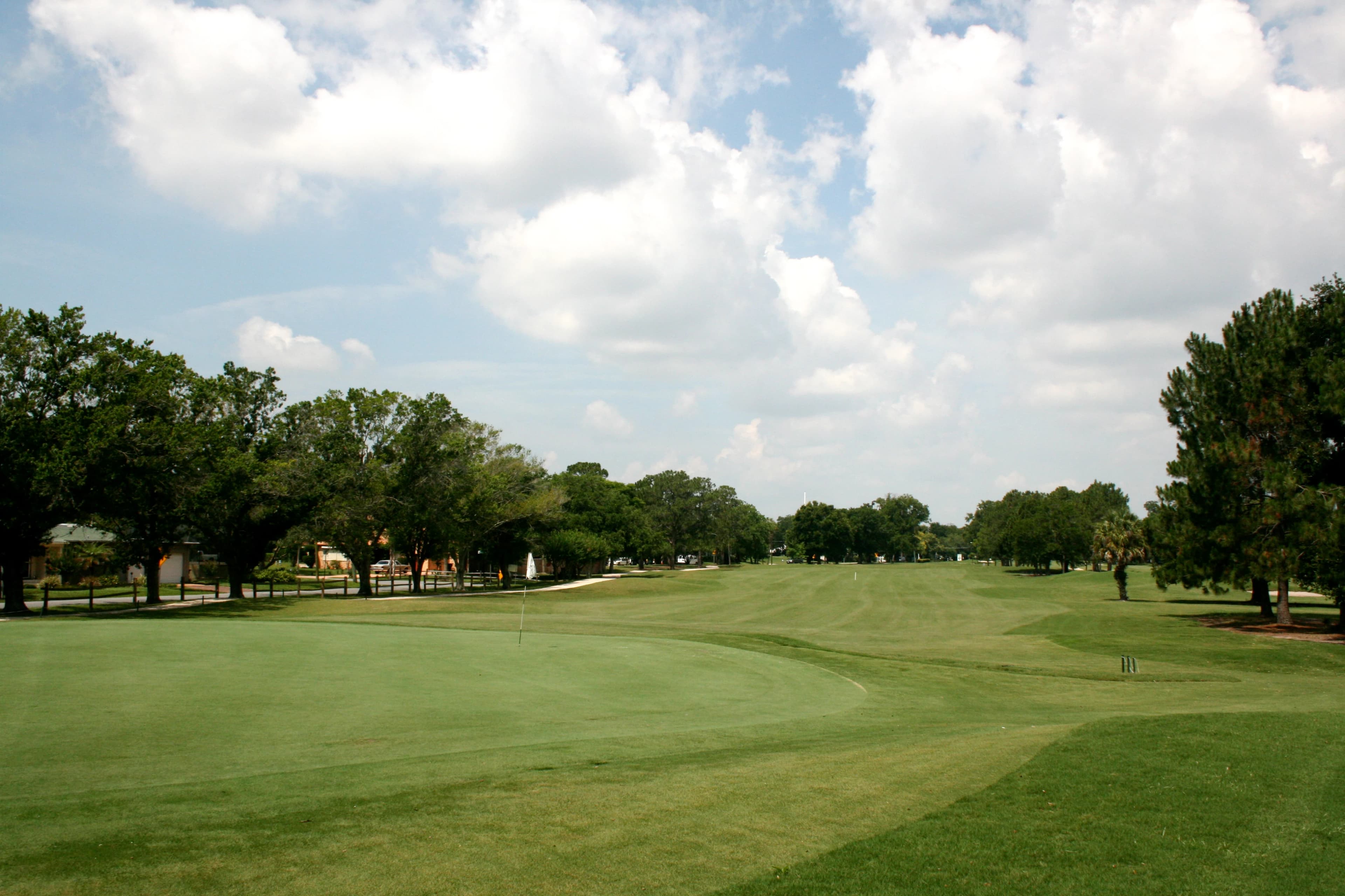 Dubsdread Golf Course in Orlando, Florida — semi-private, 18-hole golf course, designed by Tom Bendelow (1923)