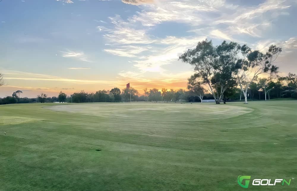 Collinsville Golf Club in Collinsville, Queensland β semi-private, 9-hole golf course