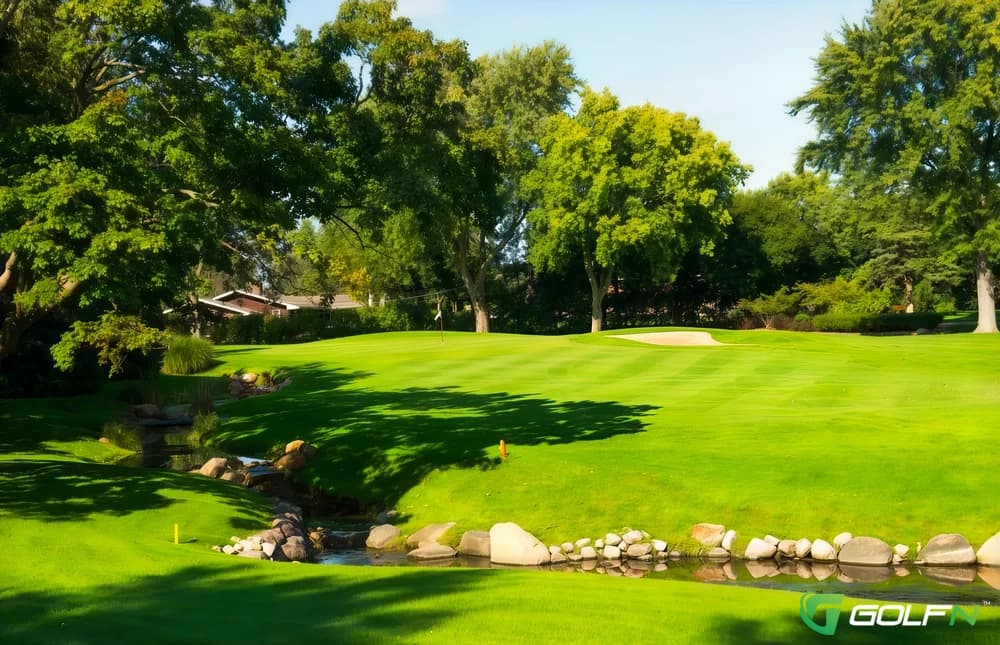 Glen Flora Country Club in Waukegan, Illinois — private, 18-hole golf course, designed by Robert B. Harris
