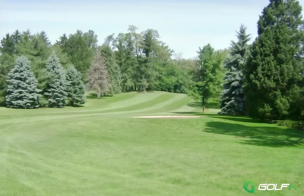 Village Green Golf Course in Sinking Spring, Pennsylvania — public, 18-hole golf course, designed by Donald Robitzer