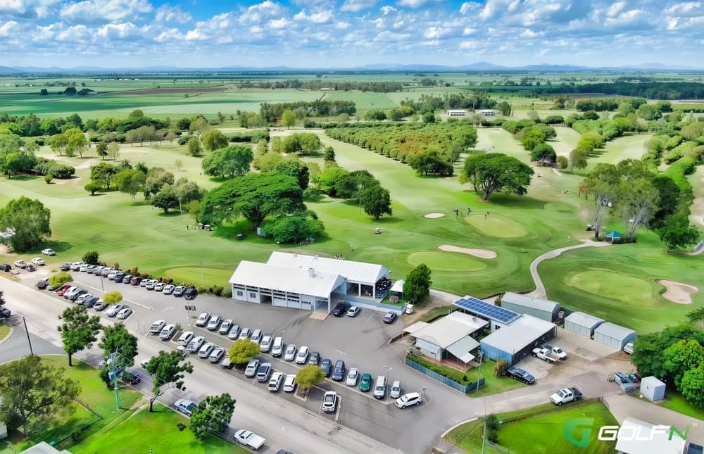 Blue - Betmar Golf Club in Zephyr hills, Florida — 9-hole golf course