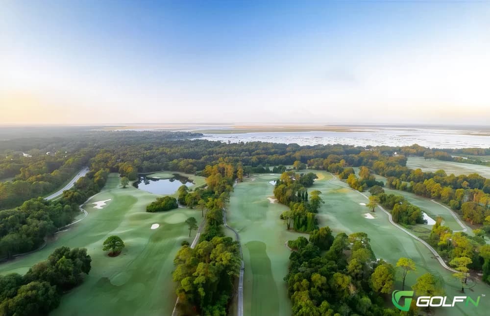 Amelia River Golf Club in Amelia Island, Florida — resort, 18-hole golf course, designed by Tom Jackson (2000)