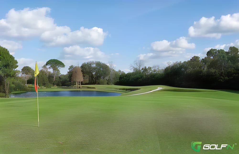 Willowbrook Golf Course in Winter Haven, Florida — public, 18-hole golf course, designed by David Wallace