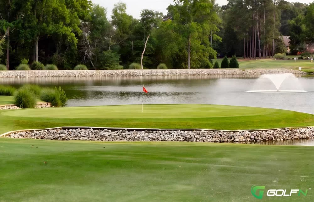 Glen Oaks Country Club in Maiden, North Carolina — semi-private, 18-hole golf course, designed by Bill McRee (1967)
