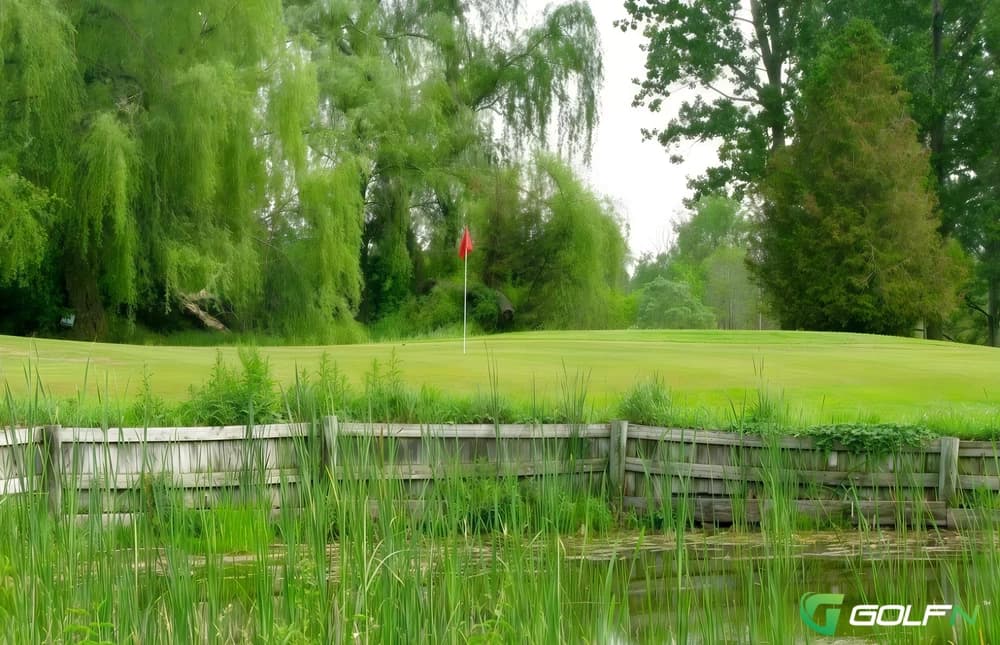 Hidden Ridge Golf Course in Zephyr, Ontario — semi-private, 9-hole golf course