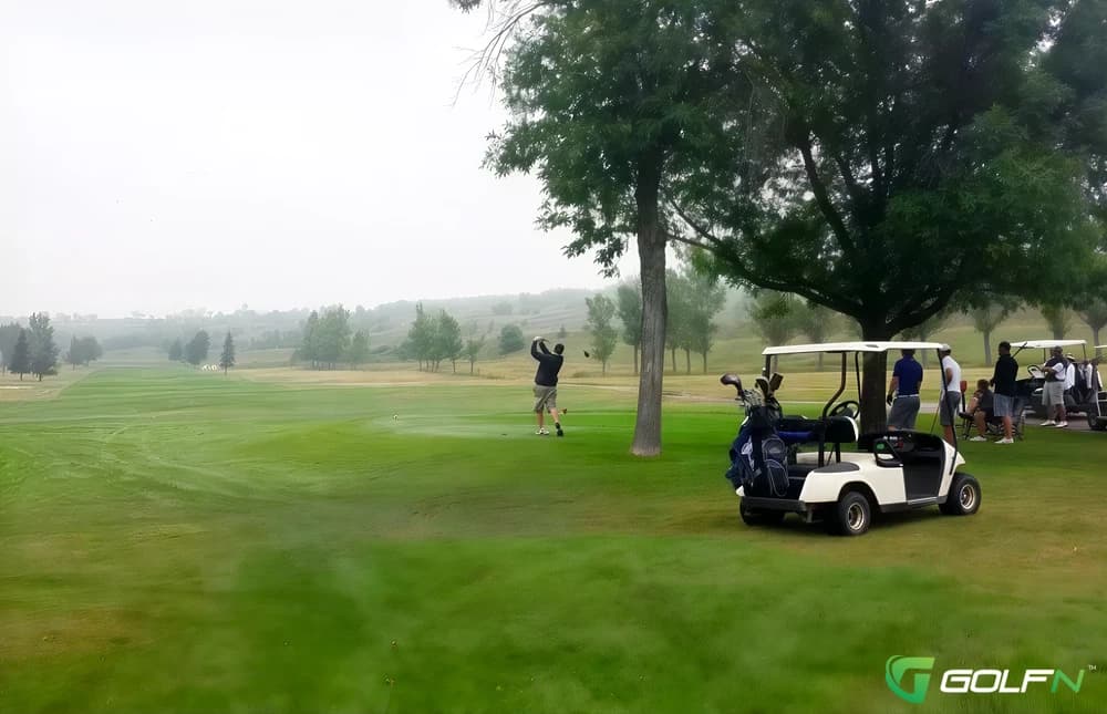 Valley City Town & Country Club in Valley City, North Dakota — public, 9-hole golf course