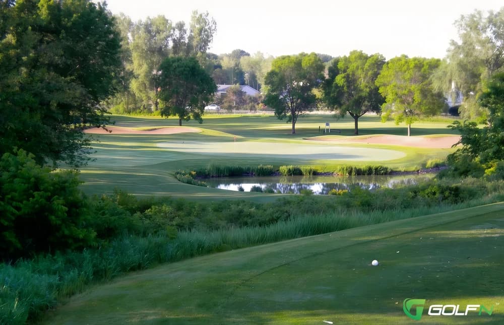 Manitou Ridge Golf Club in White Bear Lake, Minnesota — public, 18-hole golf course
