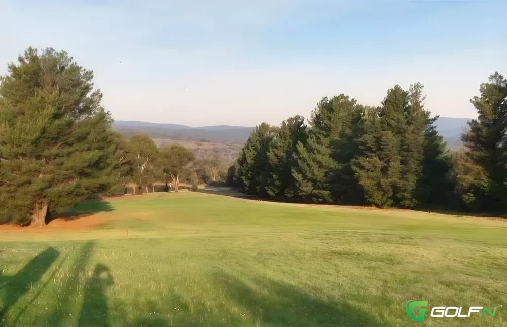 Colebrook Golf Club in Campania, Tasmania β semi-private, 18-hole golf course
