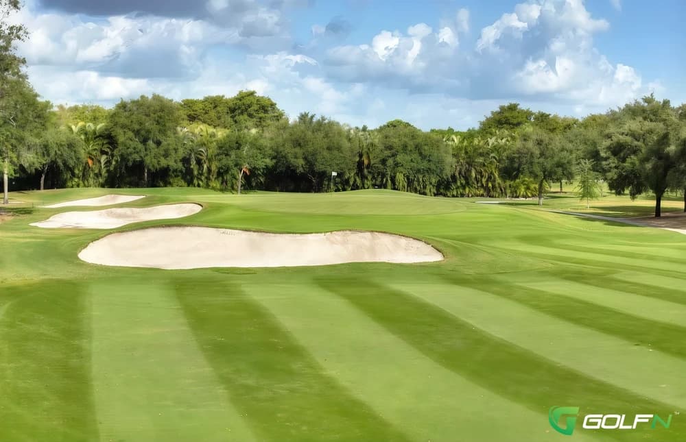 West - Jacaranda Golf Club in Plantation, Florida — semi-private, 36-hole golf course, designed by Mark Mahannah (1970)