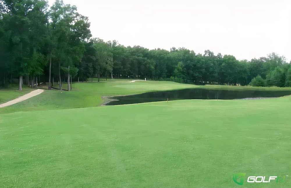 Tennessee Hills Golf Course in Pikeville, Tennessee — 18-hole golf course