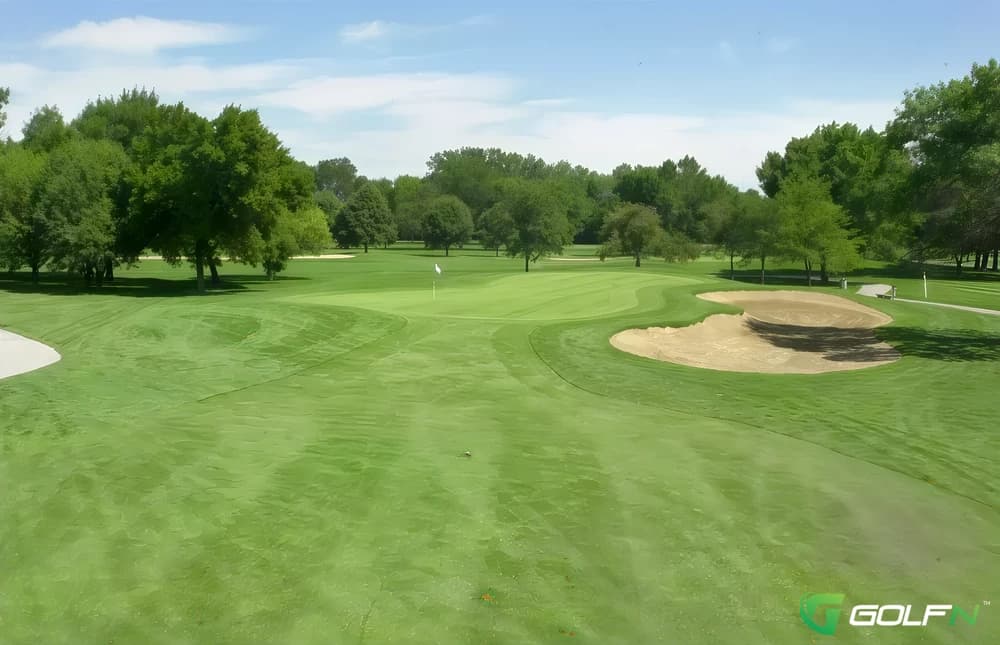 Joe Louis Golf Club in Riverdale, Illinois — public, 18-hole golf course, designed by Dick Nugent (1987)