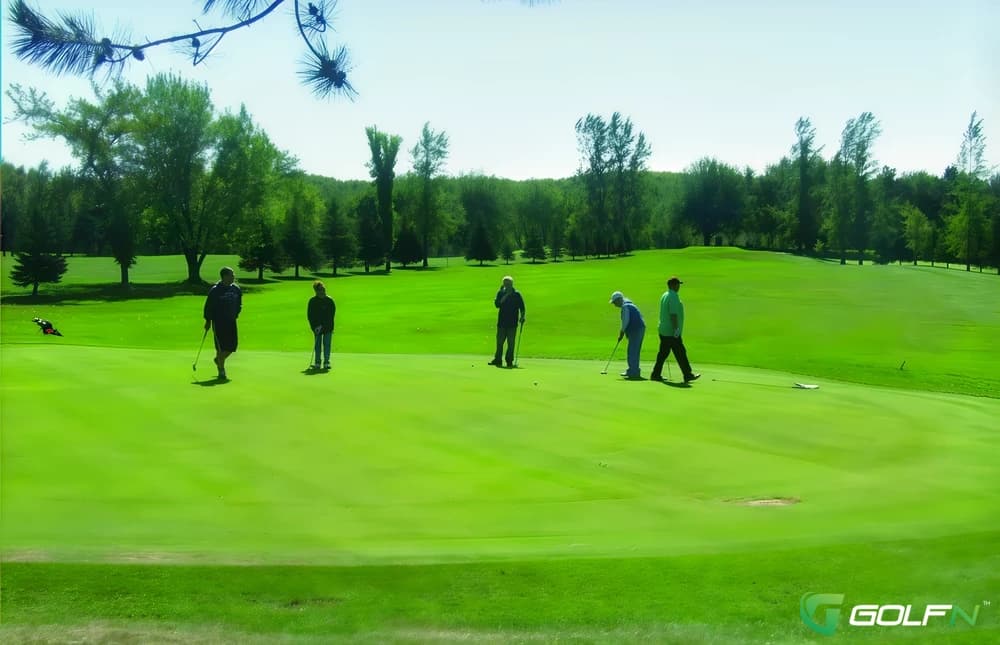 Proctor Golf Course in Proctor, Minnesota — public, 9-hole golf course