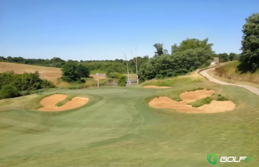 Old Silo Golf Club in Mt. Sterling, Kentucky — public, 18-hole golf course, designed by Graham Marsh (2000)