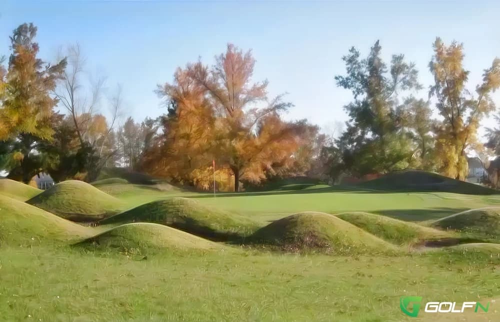 Bogey Hills Country Club in Saint Charles, Missouri — private, 18-hole golf course, designed by Charles Walters