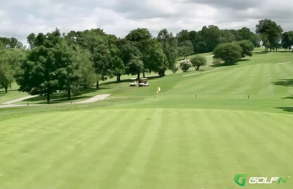 Kissena Golf Course in Flushing, New York — public, 18-hole golf course, designed by John Van Kleek (1934)