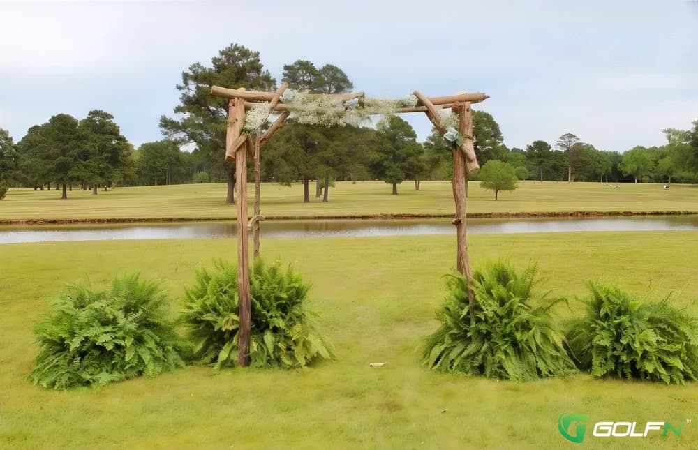 Coushatta Country Club in Coushatta, Louisiana — private, 9-hole golf course