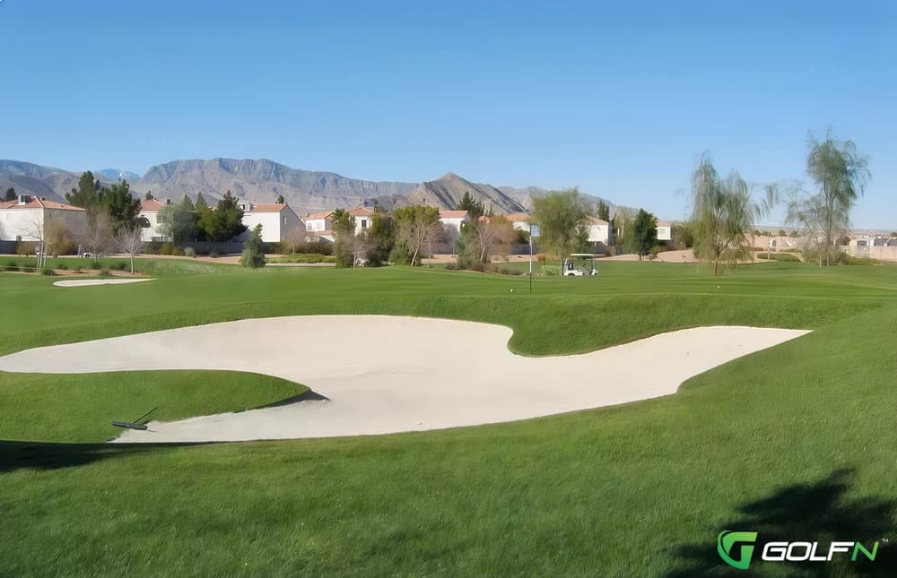 Durango Hills Golf Club in Las Vegas, Nevada — public, 18-hole golf course, designed by Lee E. Schmidt (2002)