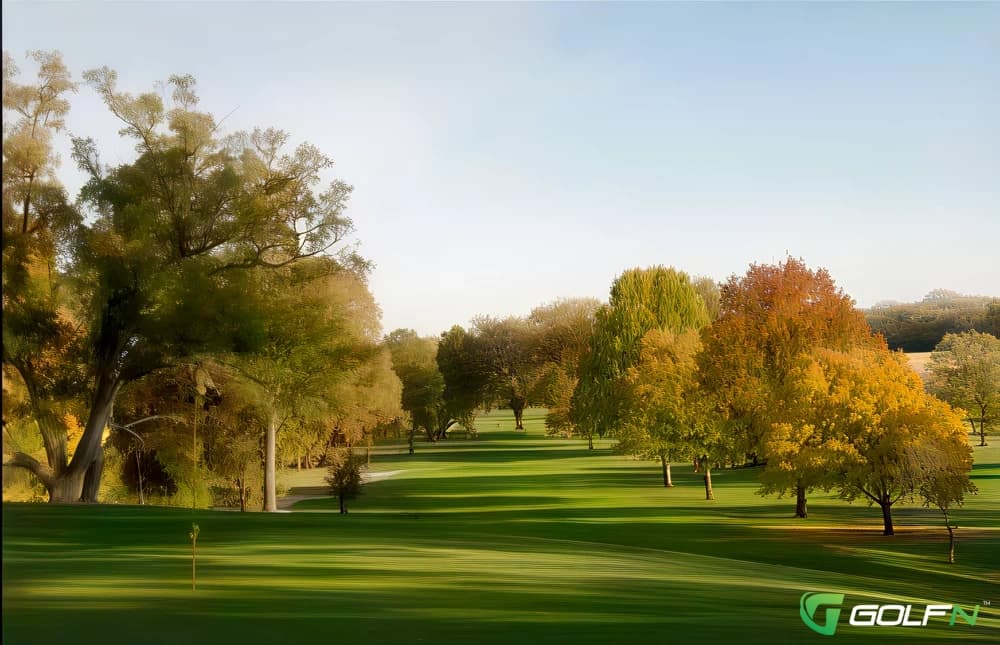 Lincoln Elks Golf Club in Lincoln, Illinois — semi-private, 18-hole golf course, designed by Tom Bendelow (1904)