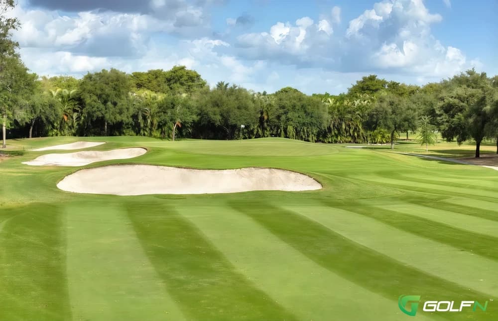 East - Jacaranda Golf Club in Plantation, Florida — semi-private, 36-hole golf course, designed by Mark Mahannah (1970)