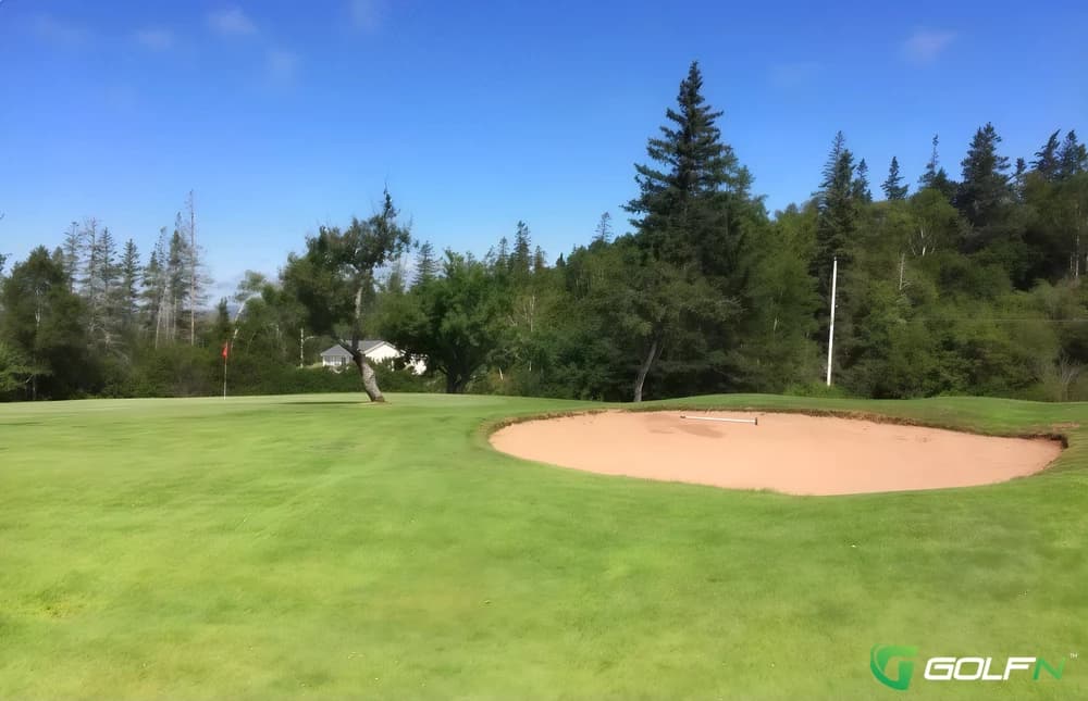 Parrsboro Golf Club in Parrsboro, Nova Scotia — semi-private, 18-hole golf course