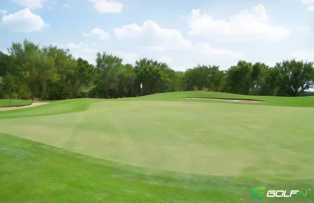Waterchase Golf Club in Fort Worth, Texas — public, 18-hole golf course, designed by Steve Plummer (2000)