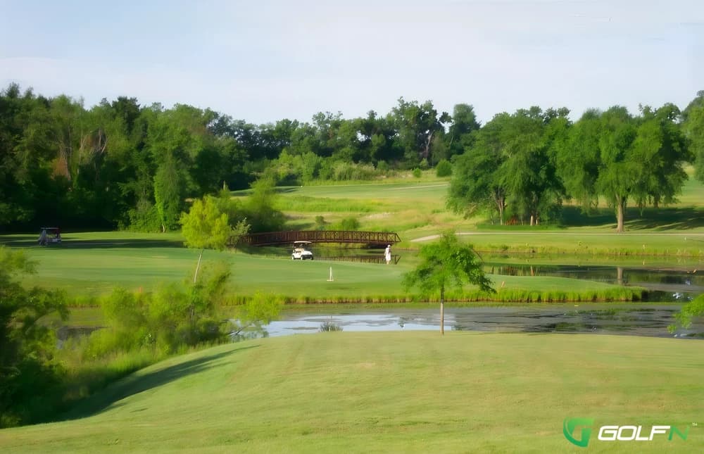 Heritage Park Golf Course in Olathe, Kansas — public, 18-hole golf course, designed by Donald Sechrest (1990)