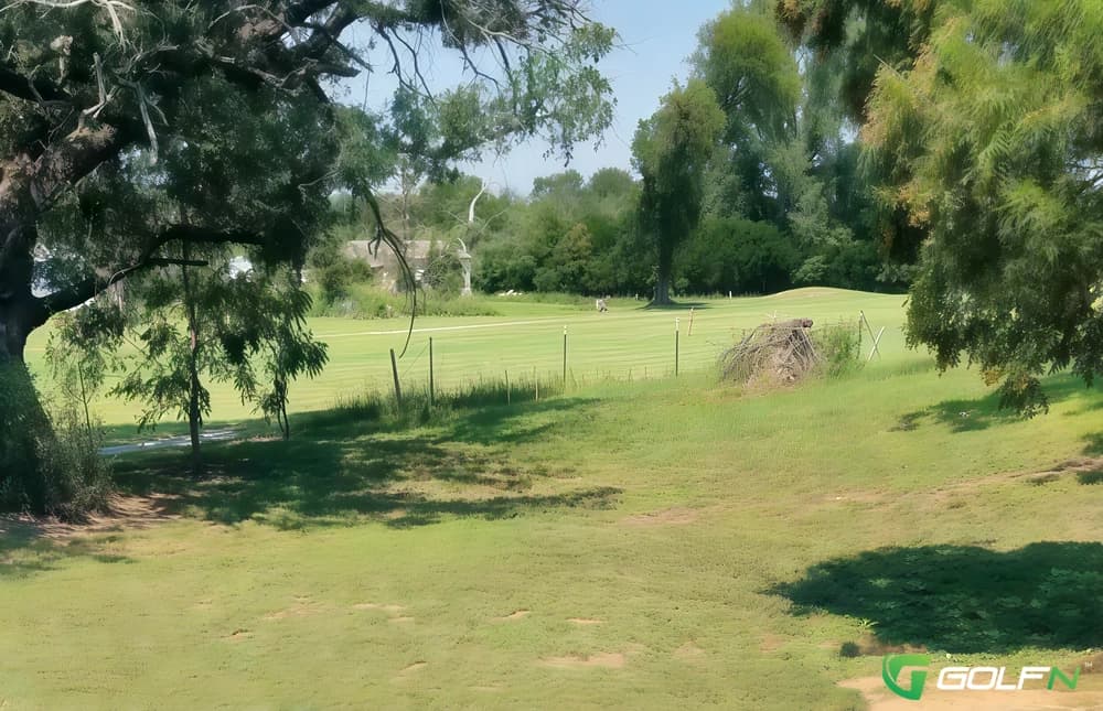 Horseshoe Bend Country Club in Weatherford, Texas — semi-private, 9-hole golf course