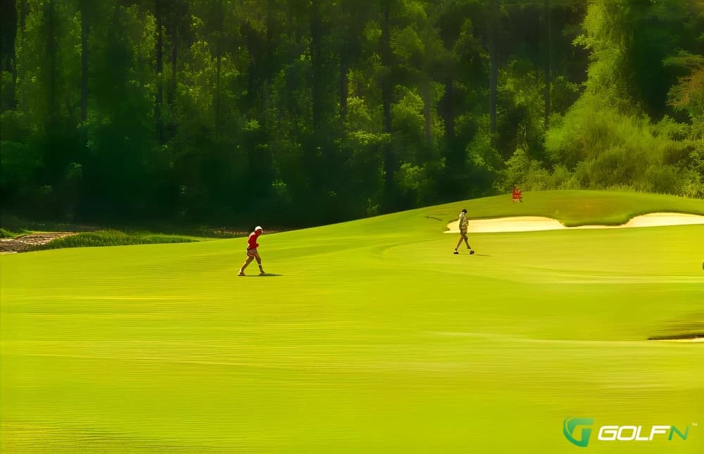 Santa Maria/Isabella - Hot Springs Village in Hot Springs Village, Arkansas — private, 36-hole golf course, designed by Ault, Clark & Associates (2000)
