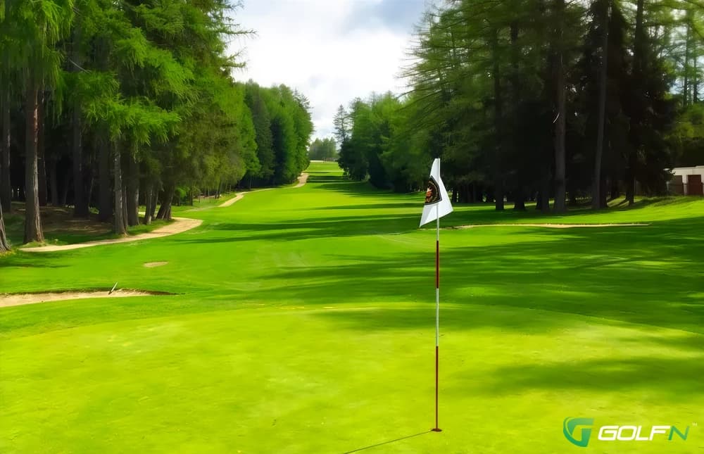 Alpin Club De Golf in Sainte-Brigitte-de-Laval, Quebec — semi-private, 18-hole golf course, designed by Severiano Ballesteros (1995)