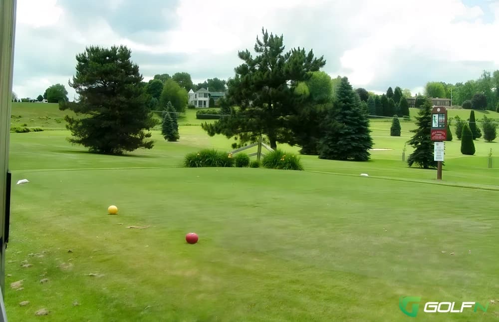 Clarion Oaks Golf Club in Clarion, Pennsylvania — public, 18-hole golf course, designed by Xenophon Hassenplug (1968)