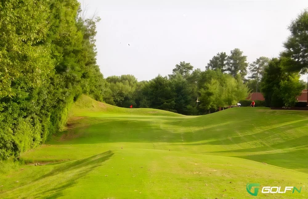 Cherokee Golf Center in Woodstock, Georgia — public, 9-hole golf course