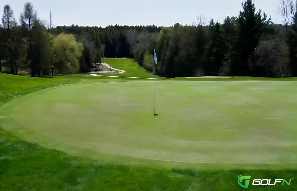Middle - Westview Golf Club in Aurora, Ontario — semi-private, 27-hole golf course