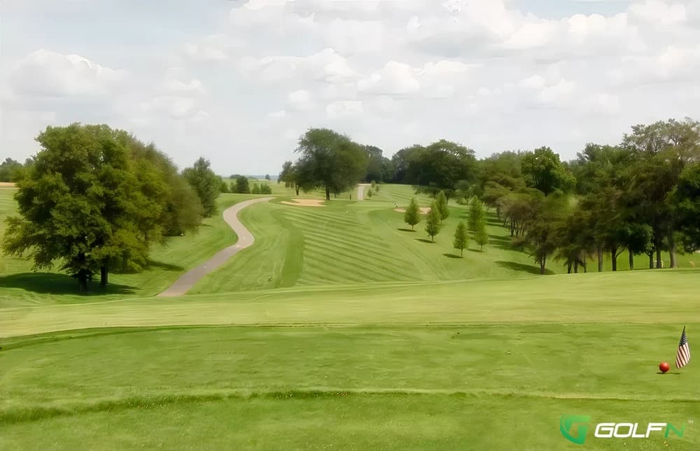 Galena Golf Club in Galena, Illinois — semi-private, 18-hole golf course