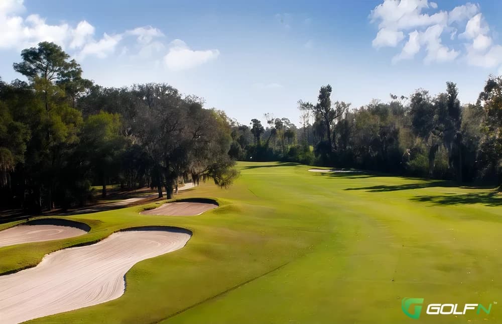Tuscawilla Country Club in Winter Springs, Florida — private, 18-hole golf course, designed by Joe Lee (1971)