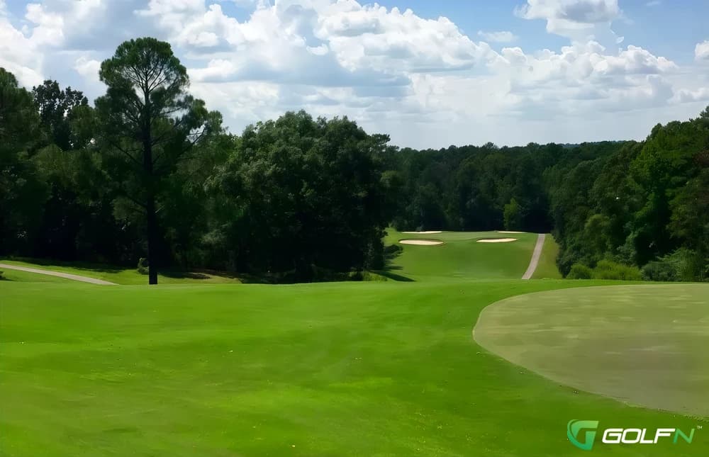 Cumberland Lake Golf Course in Pinson, Alabama — semi-private, 18-hole golf course, designed by Bill Amick (1968)