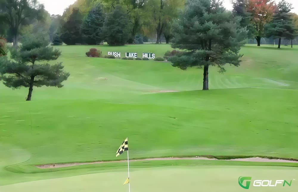 Rush Lake Hills Golf Club in Pinckney, Michigan — public, 18-hole golf course, designed by Robert Herndon