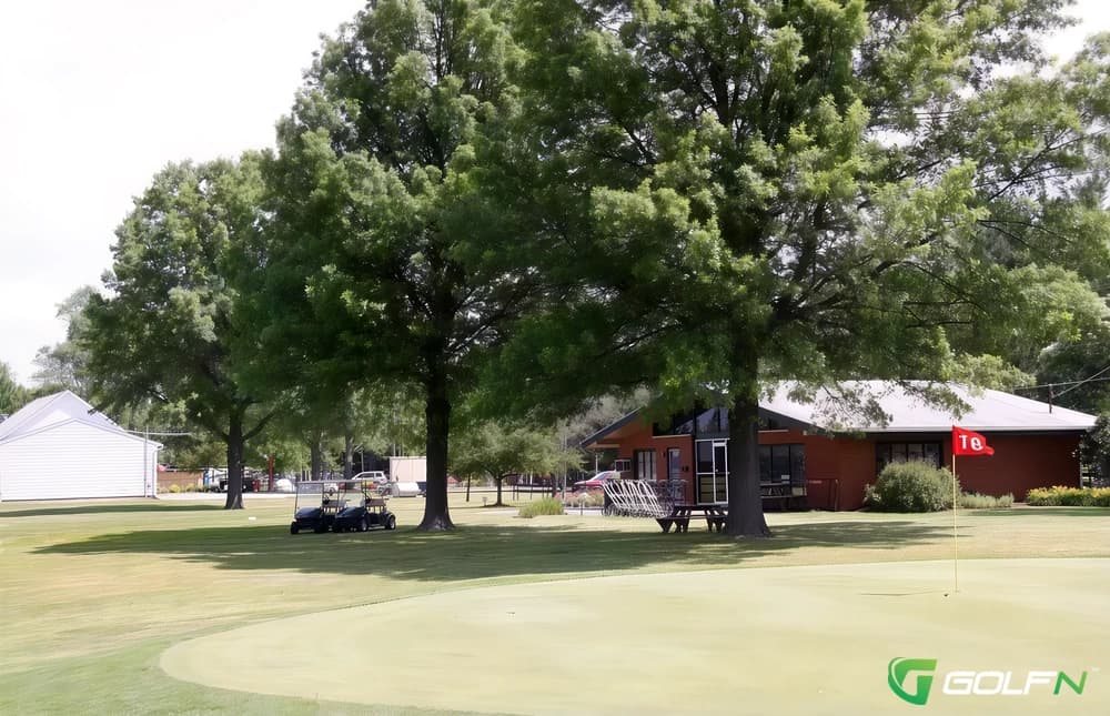 Shady Grove Golf Club in Findlay, Ohio — public, 18-hole golf course