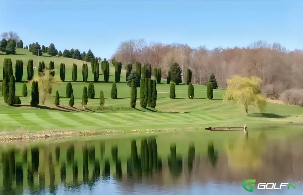 Lemondrop Lounge & Golf Links in Ebensburg, Pennsylvania — 18-hole golf course