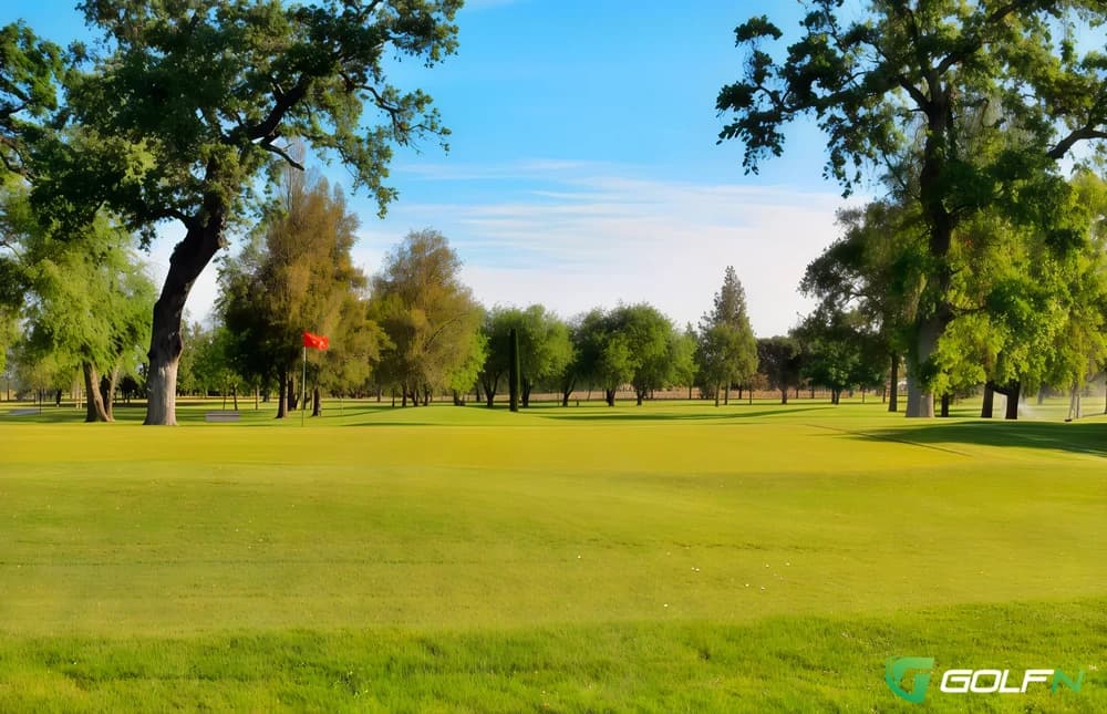 Yolo Fliers Club in Woodland, California — private, 18-hole golf course, designed by Bob E. Baldock